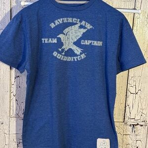 Ravenclaw Team Captain Blue T-Shirt size Large Very soft material